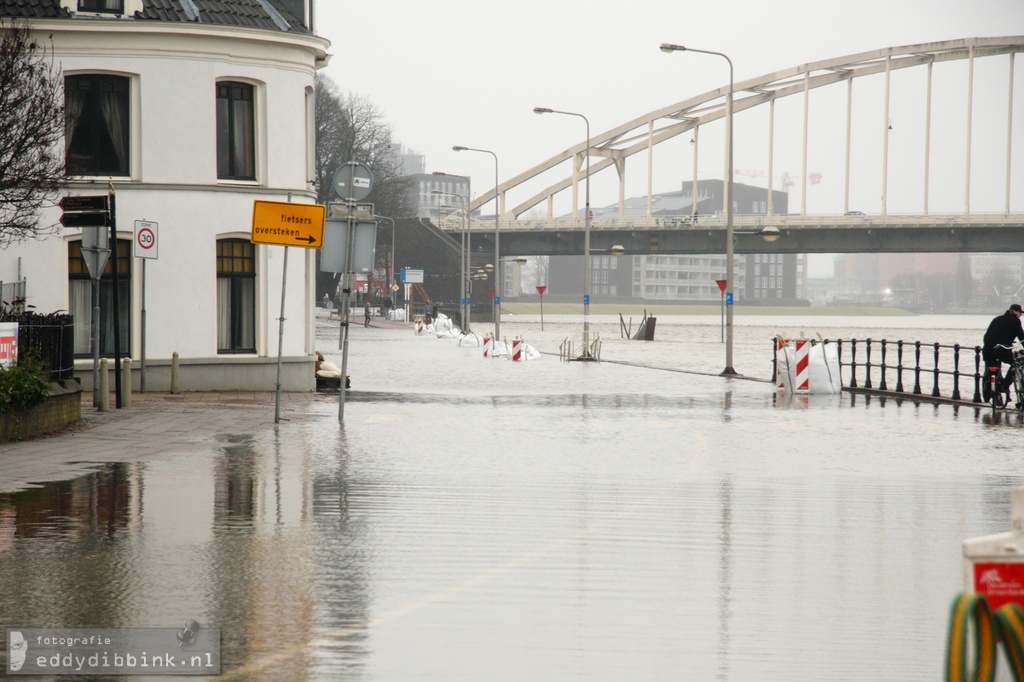 2011-01-14 Hoog water, Deventer 009 (1)